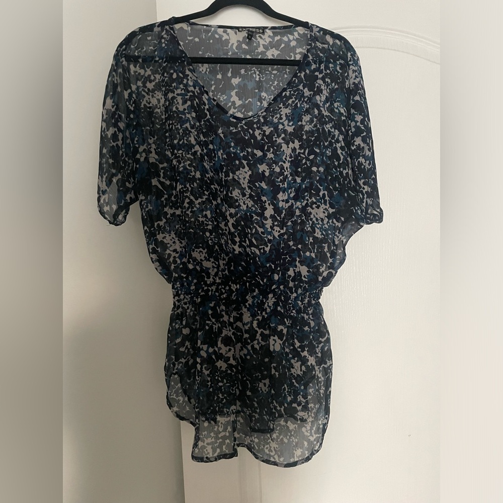 Express top, size M